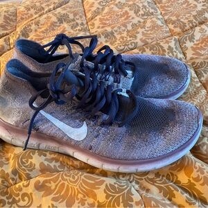 Nike Women's Purple running Shoes